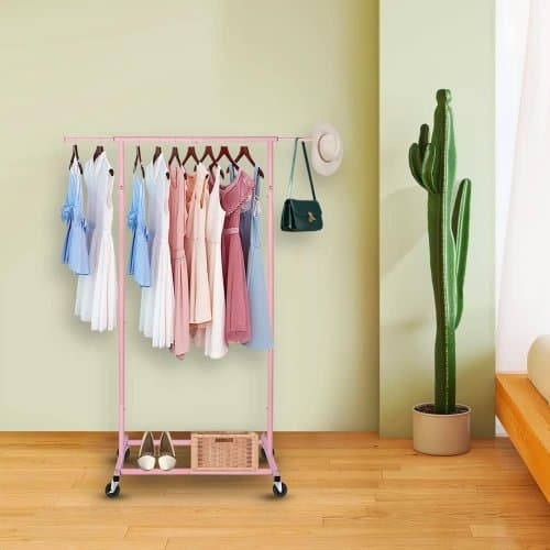 Organizador de ropa con ruedas con cerradura para mujeres.